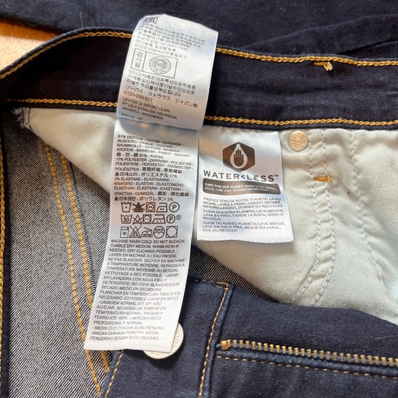 Levis Dark Blue 314 Shaping Straight Women's Stretch Denim Jeans - Picture 7 of 10